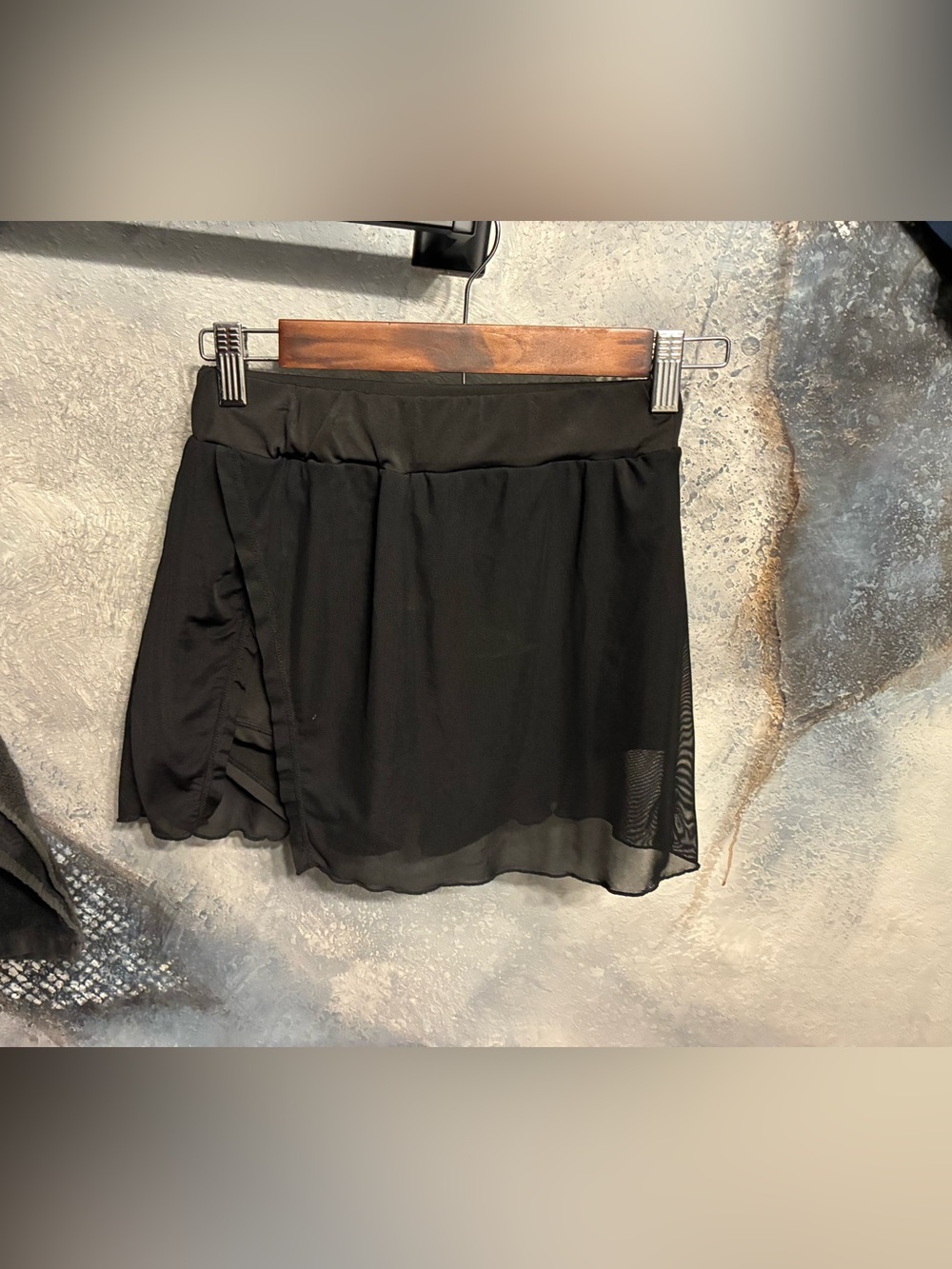 SHEER BLACK SKORT / SKIRT